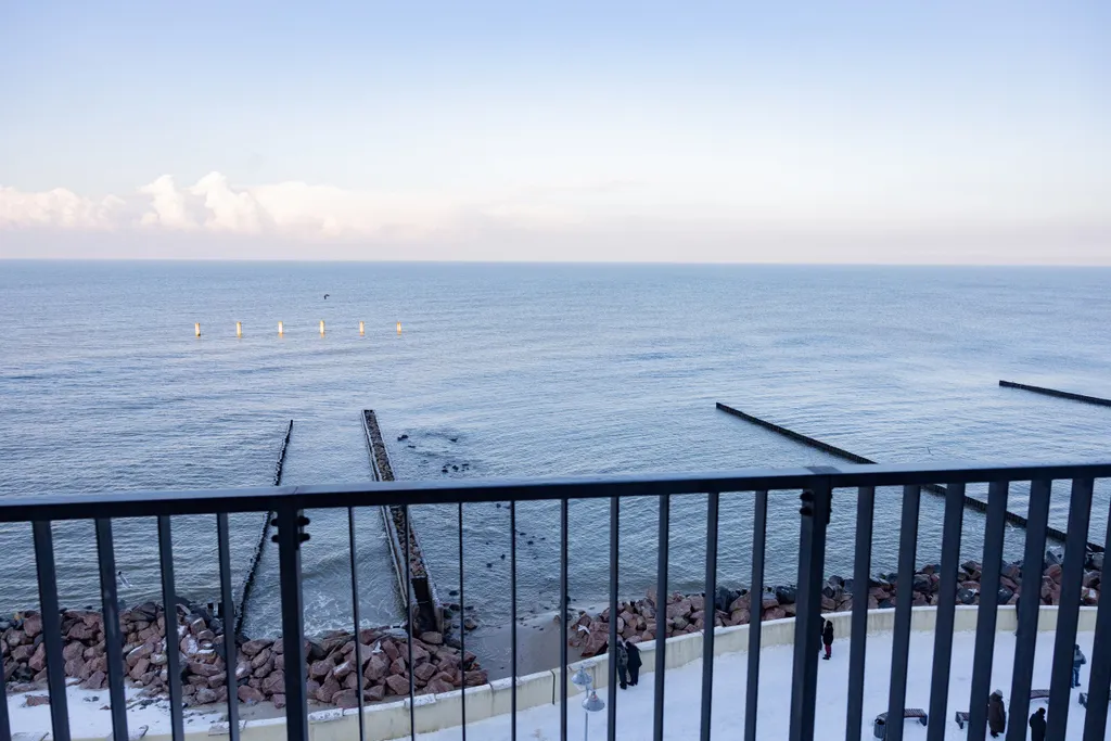 Балтийский мыс двухуровневый с панорамным видом на море