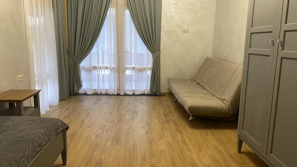 Шале с бассейном