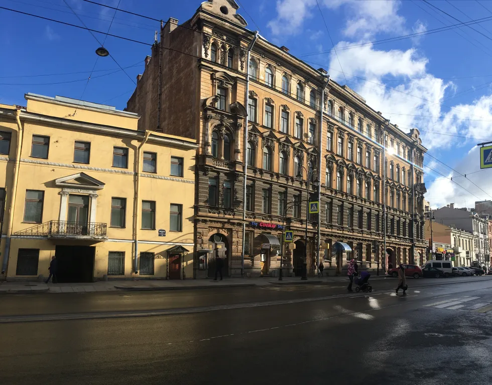 Квартира Апартаменты с камином и высокими потолками — Санкт-Петербург