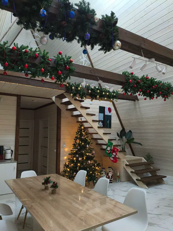 Уютный большой дом A-Frame с чаном рядом с Волгой