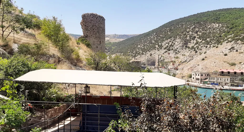 Бунгало на набережной