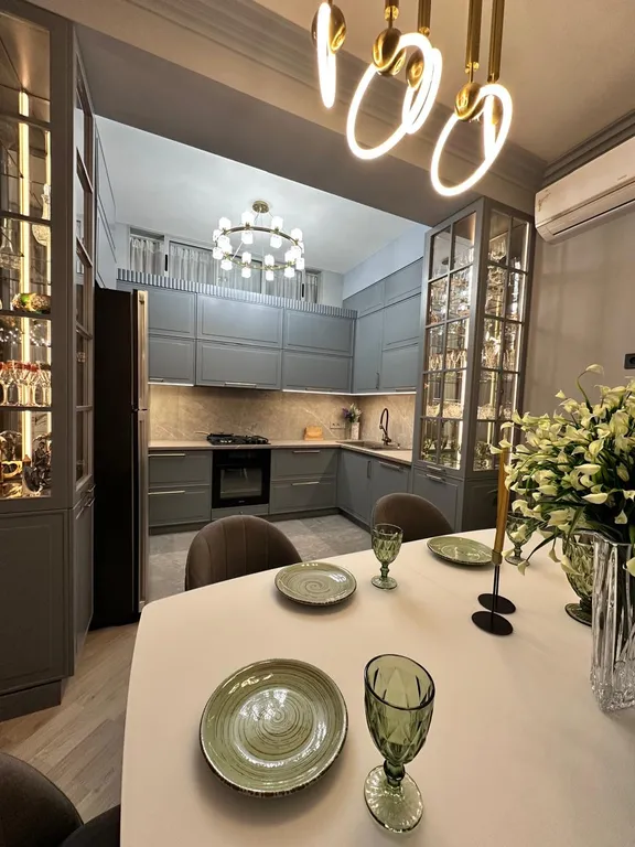 Дизайнерская квартира у берега моря