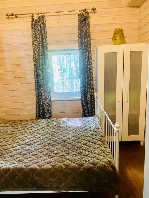 Дом у озера на Селигере