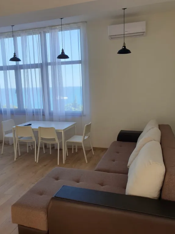 Апартаменты с балконом и видом на море