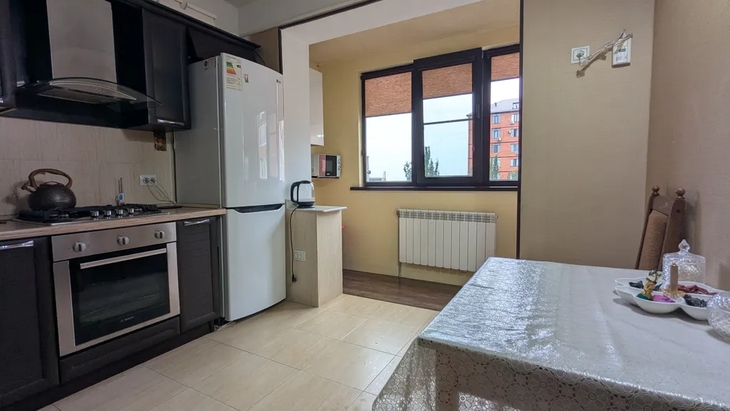 Чистая, двухкомнатная квартира