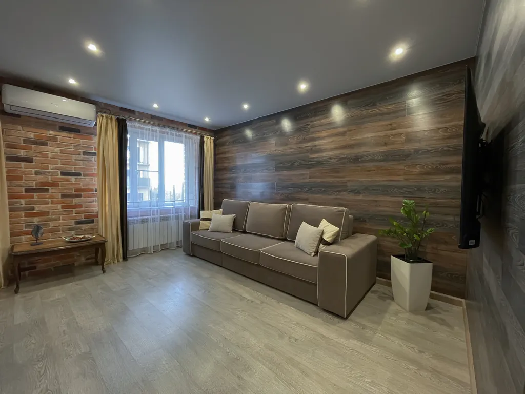 Квартира рядом с ТЦ и кинотеатром