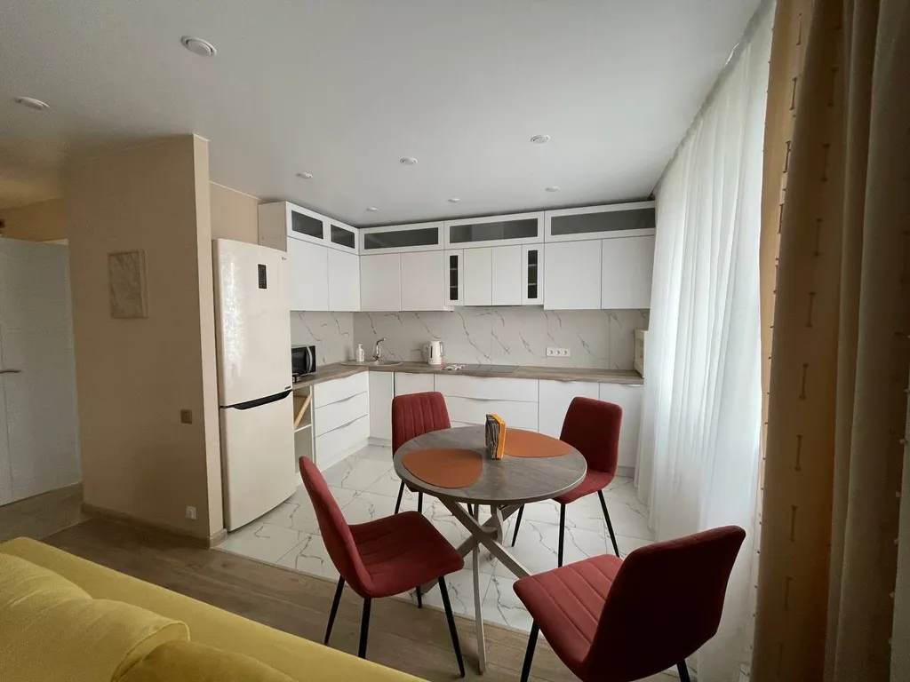 Уютная квартира с видом на озеро