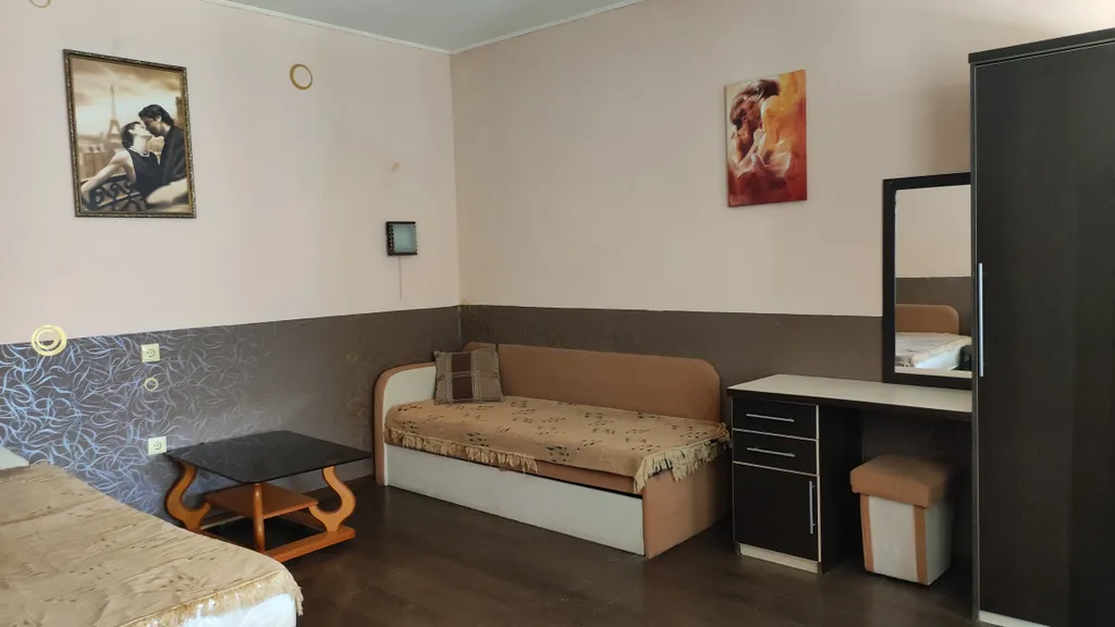 Коттедж Коттедж Квартира студия, 2 этаж — Евпатория