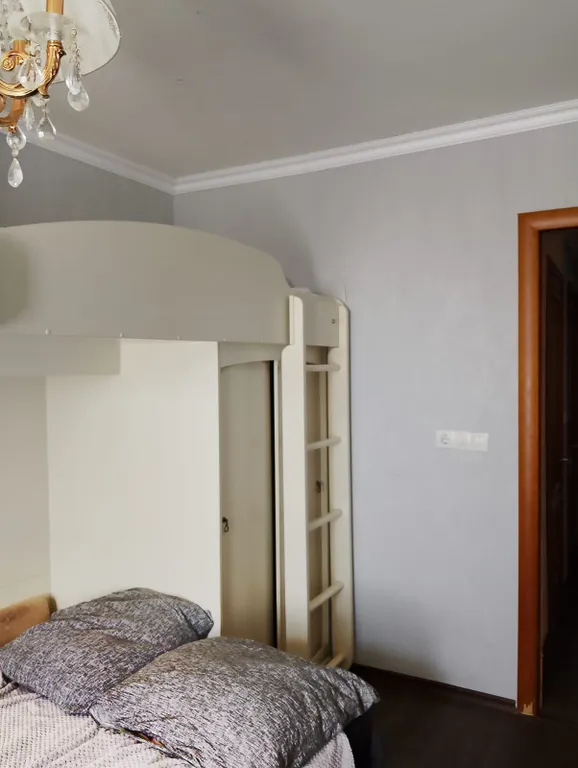 Квартира в районе слободы у военного училища