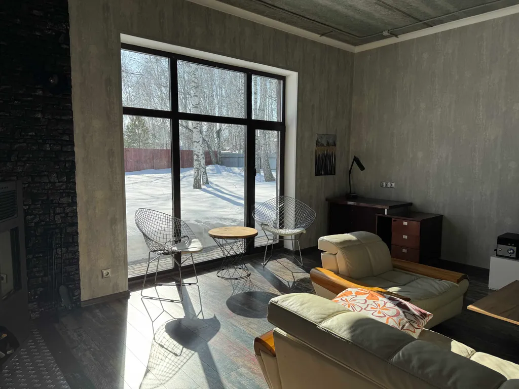 Дом-шале в черте города с баней и чаном