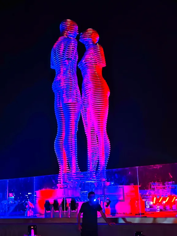 Апартамент-студио в Орби-сити с прямым видом на море