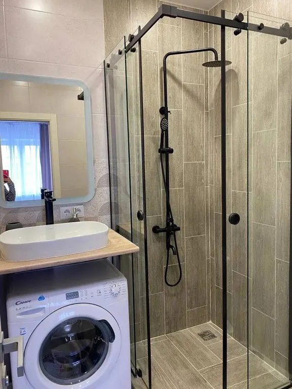 Сoвpеменнaя cтудия для отдыxа и романтических вечеров