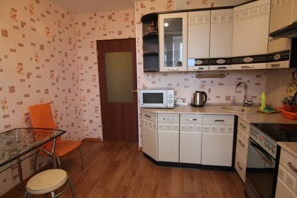 Двухкомнатная квартира в спальном районе