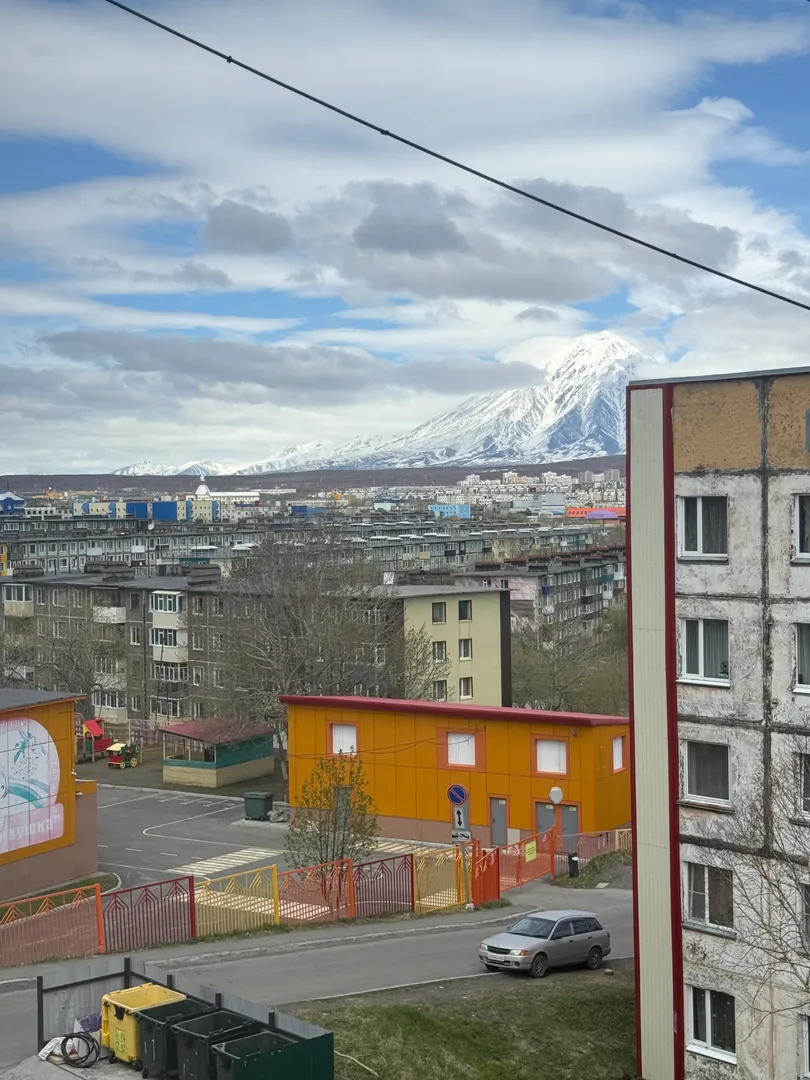 Вид с балкона , весна