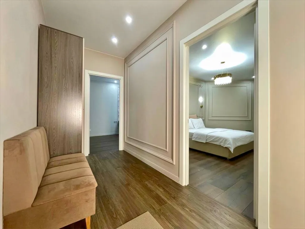 Квартира с панорамным окном в самом центре