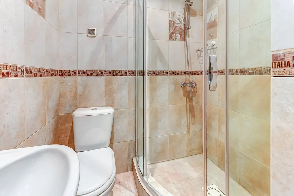 Просторная 5-комнатная квартира в самом центре города