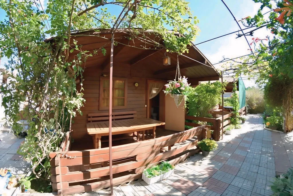 Коттедж 1-комнатный Дом — аренда посуточно в Береговое (Феодосия)