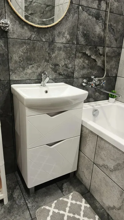 Уютная квартира рядом с мнтк и областной больницей