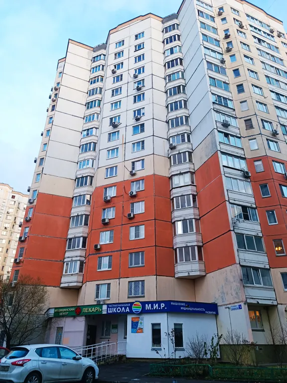 Вместительная квартира у Крокус Экспо между метро Мякинино и Пенягино