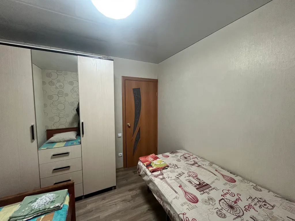 Уютная трехкомнатная в Заводском районе