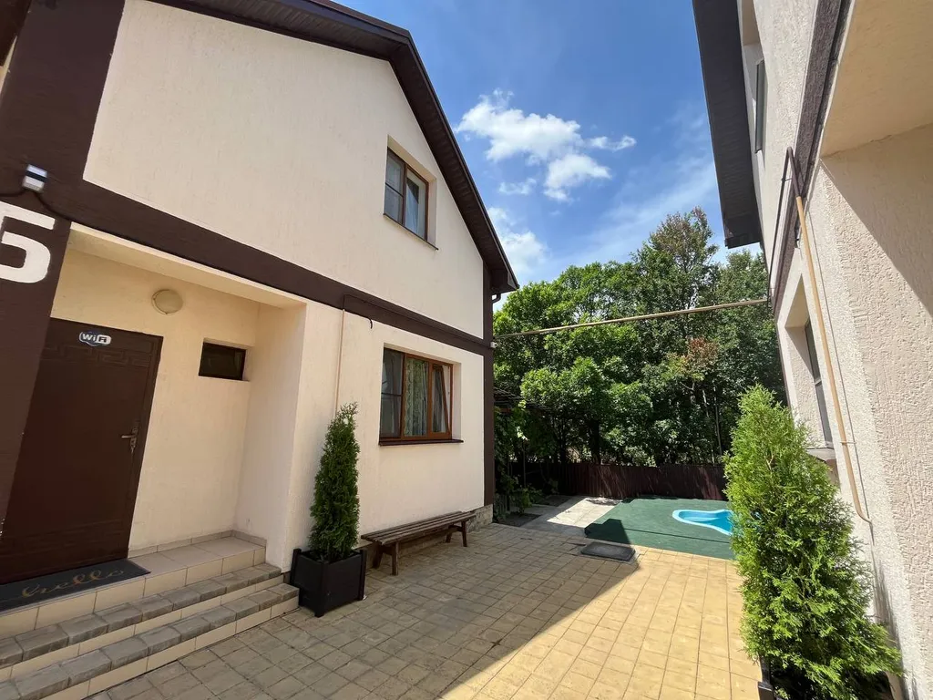 Коттедж Дом для отдыха б — Виноградное