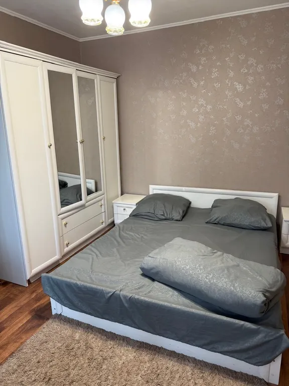 3-комнатная квартира в центре города — аренда посуточно в Мариуполь