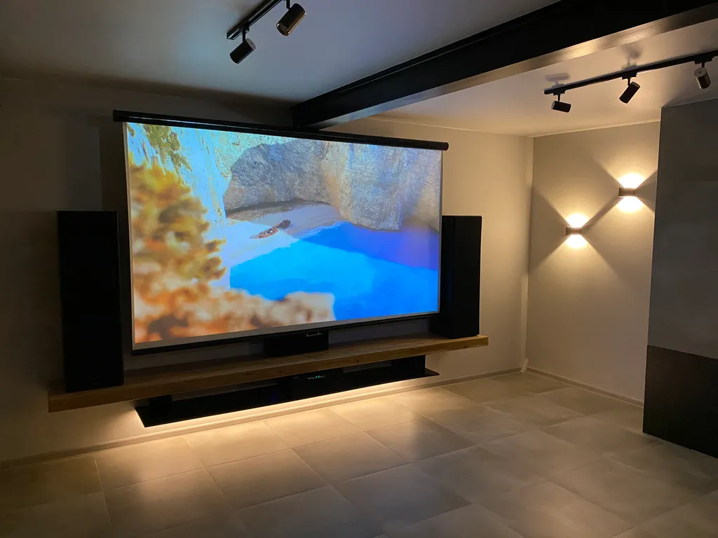 Коттедж Горный дом на семью из 8 человек