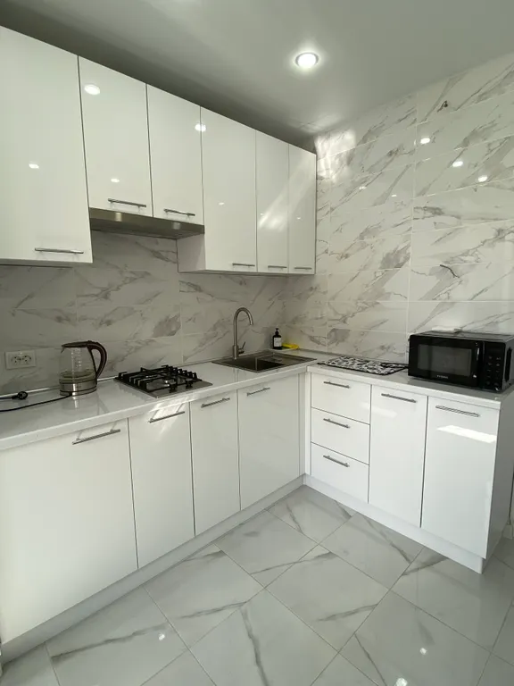 Уютная и чистая квартира рядом с Заливом