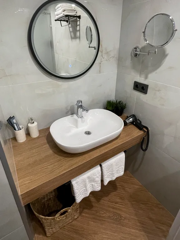 Уютный дом с двумя раздельными квартирами в центре