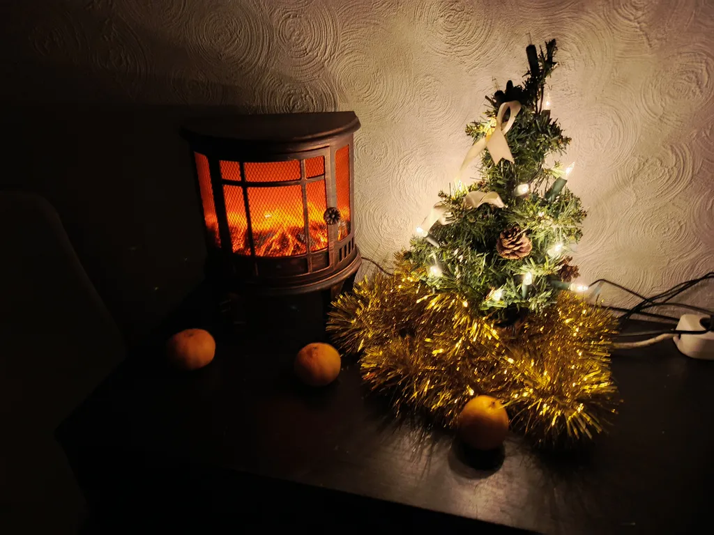 Романтичная однушка с камином на Волжской набережной