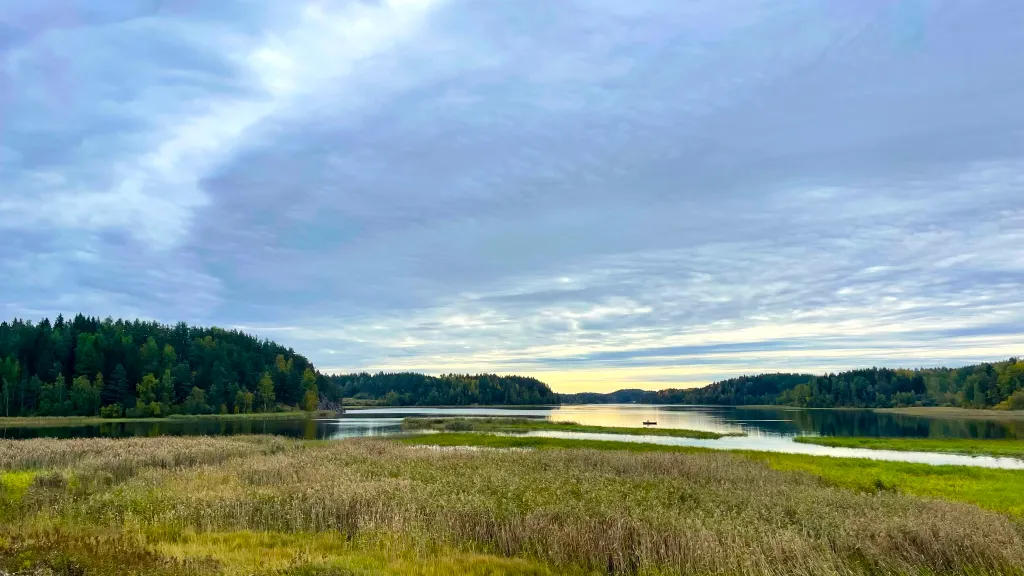 Дом в Карелии на берегу Ладожского озера