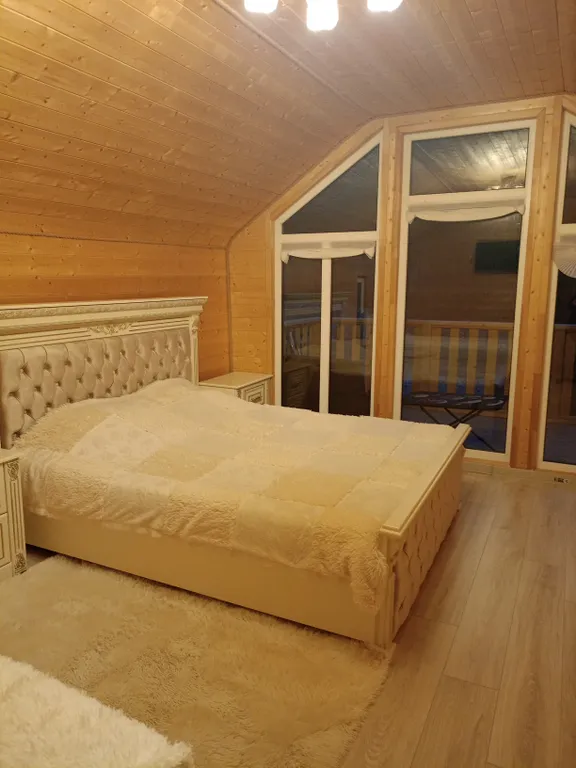 Домик у реки