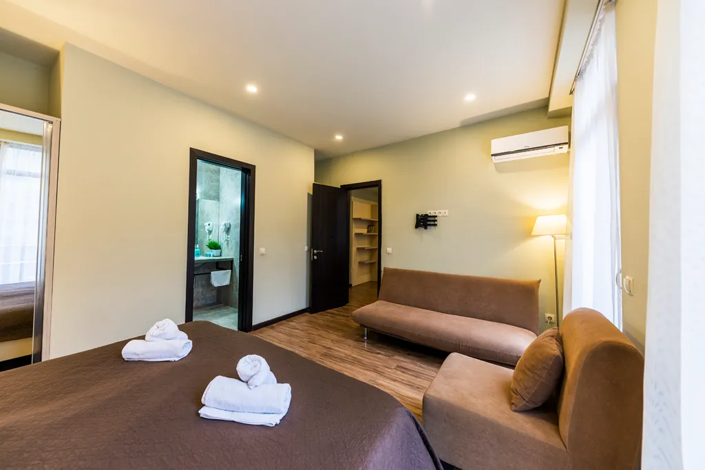 3-комнатная Квартира