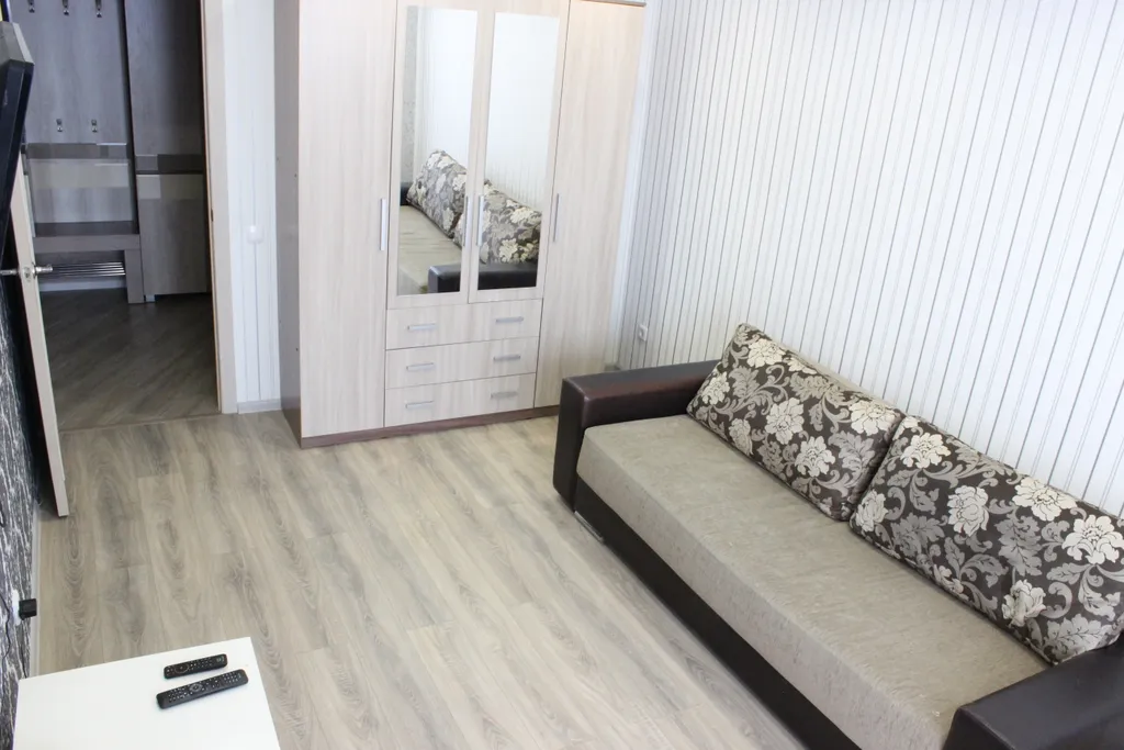 Апартамент рядом с дворцом спорта Юбилейный