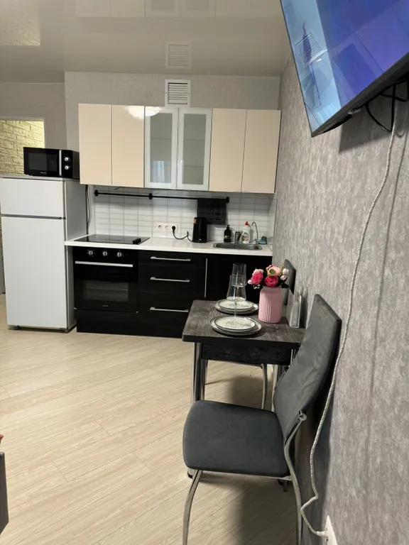 Небольшая но очень уютная студия в хорошем районе