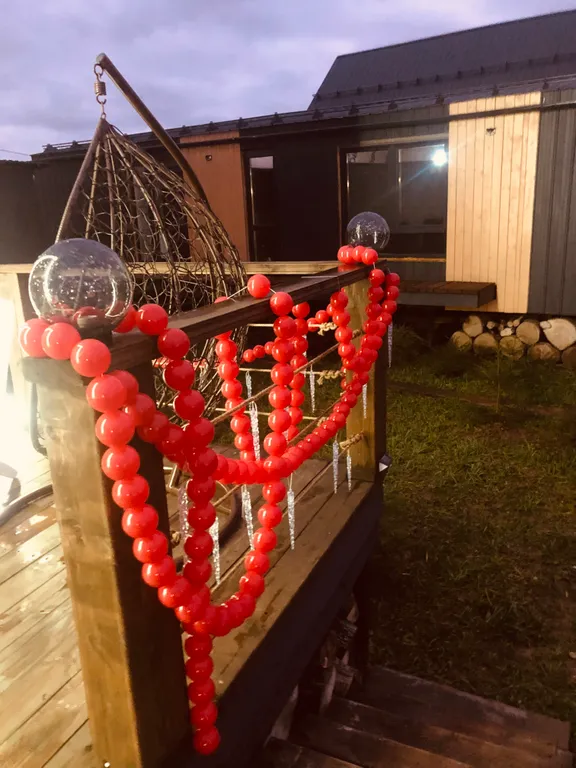 Дом у озера в стиле А-frame