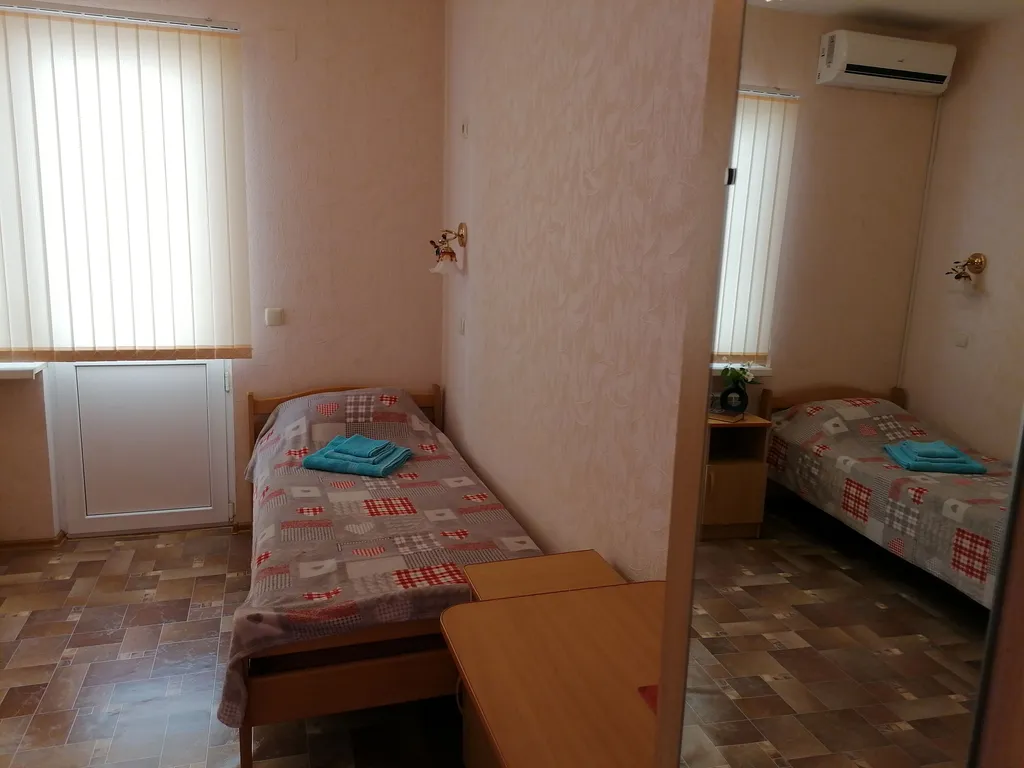 Квартира Двухместная комната с раздельными кроватями и балконом — Лазаревское