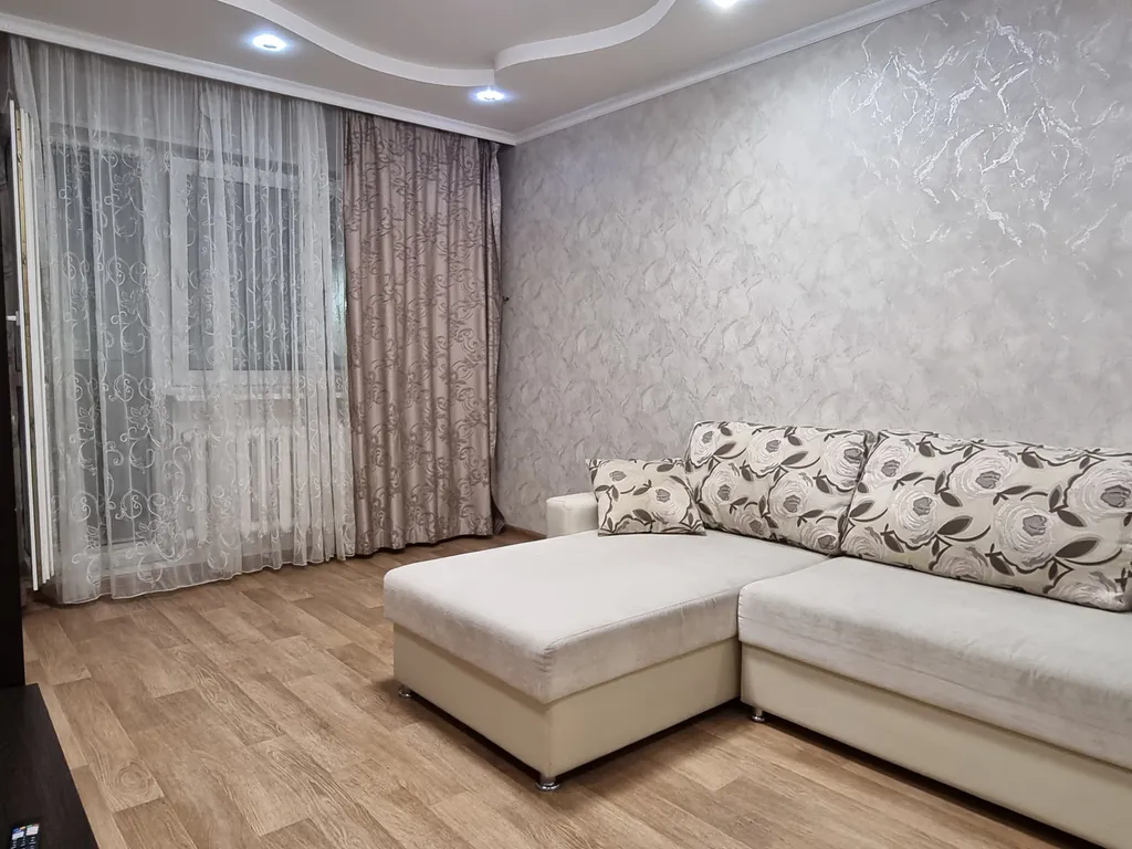 Уютная квартира с ремонтом — аренда посуточно в Когалым