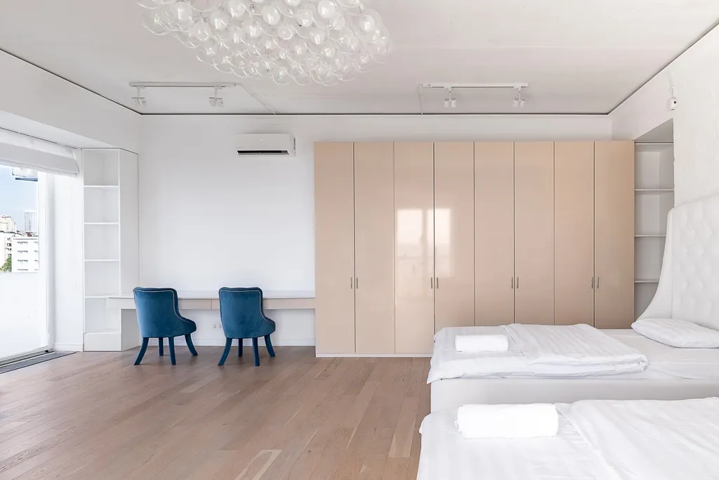 Семейная квартира на первой линии на главной набережной города