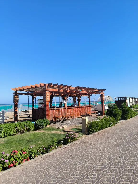 Студия в элитном районе с пляжем и бассейном с подогревом