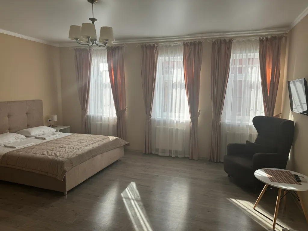 Улучшенный трёхместный номер