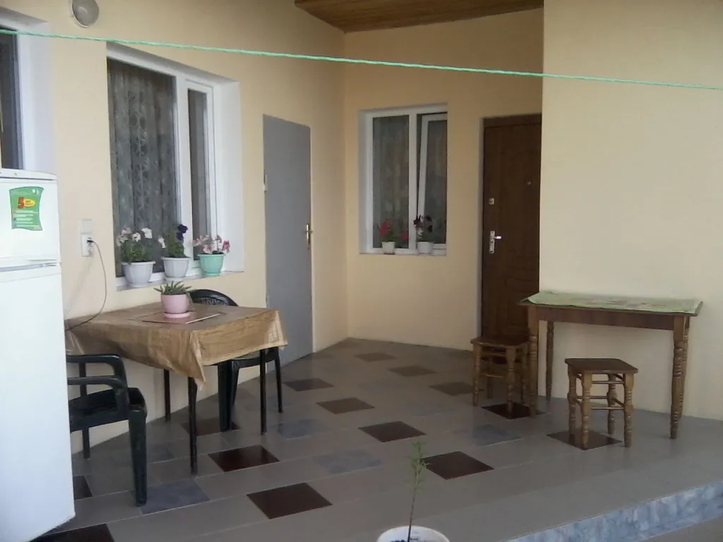 Студия с террасой, частный сектор