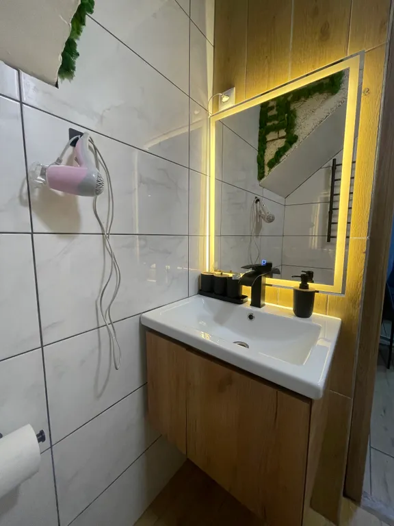 Домик с видом на горы