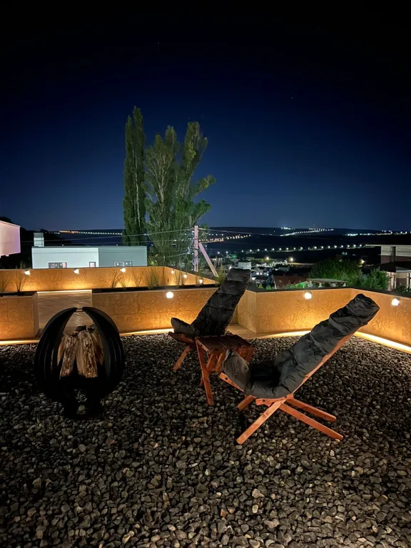 Вилла с бассейном среди виноградников Балаклавы