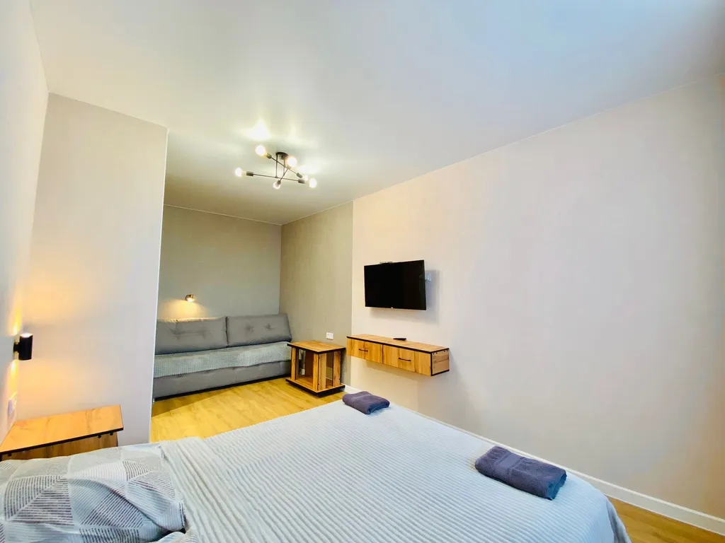 Квартира с новым ремонтом рядом с дворцом спорта Антей