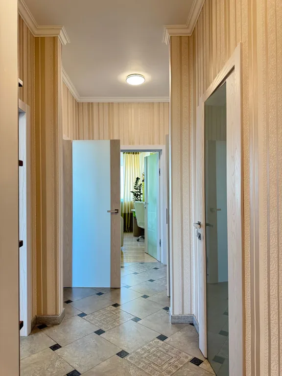 Просторная квартира с шикарным видом рядом с центральной набережной