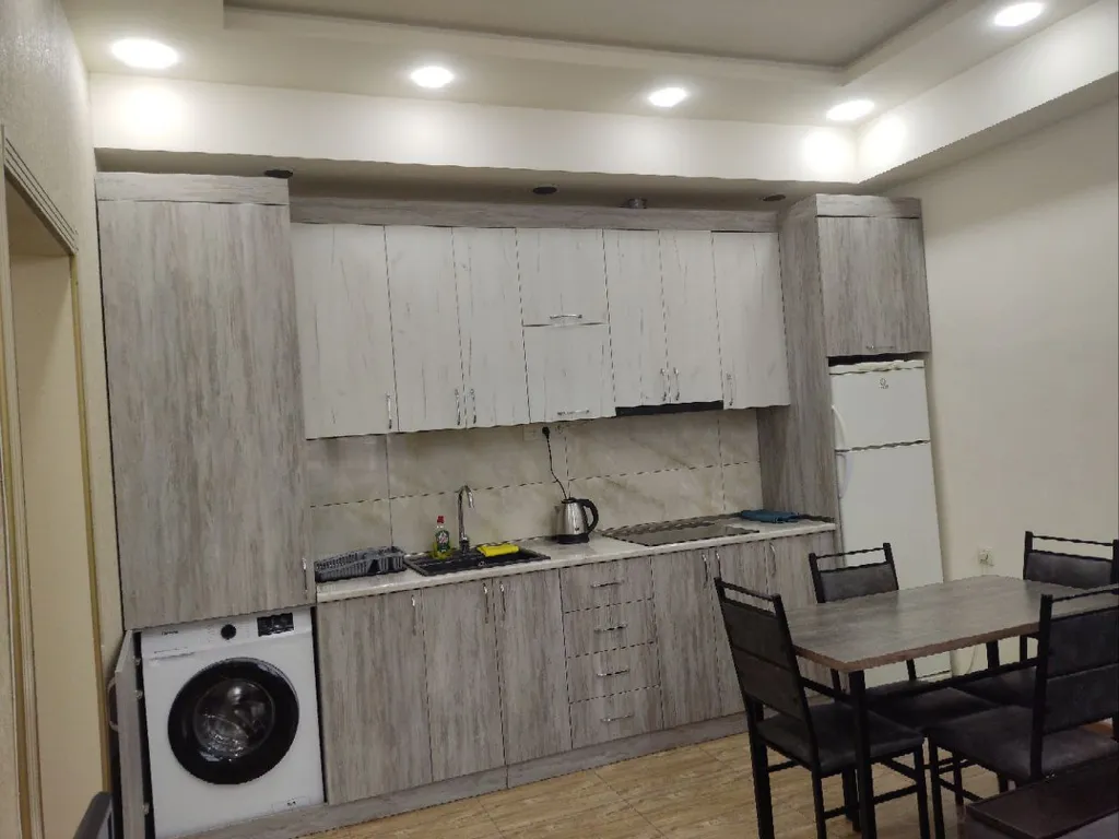 Modern suite Apartment / Self Check-in