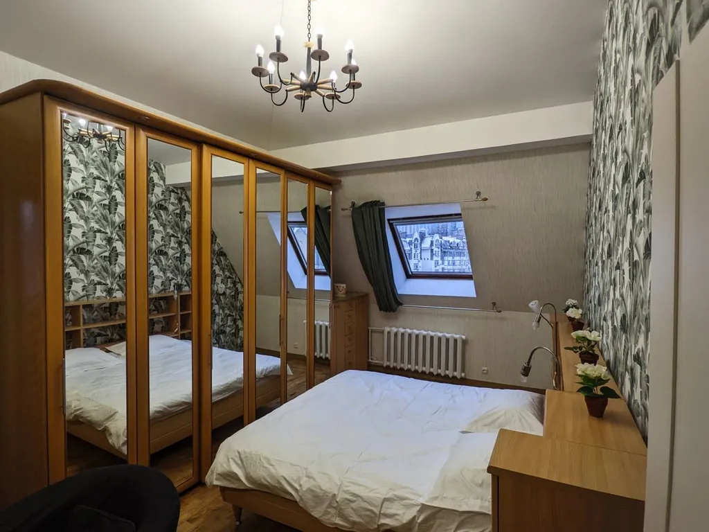 Уютная квартира в центре с мансардой