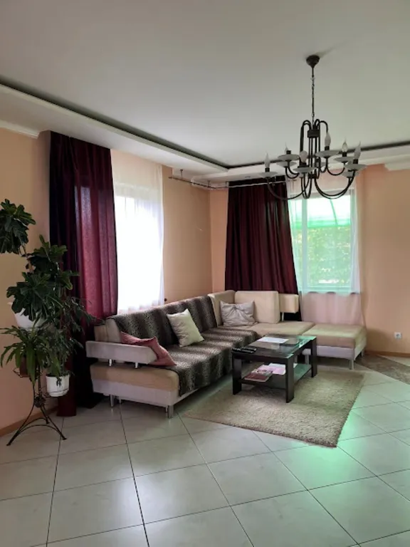 4-комнатный Дом