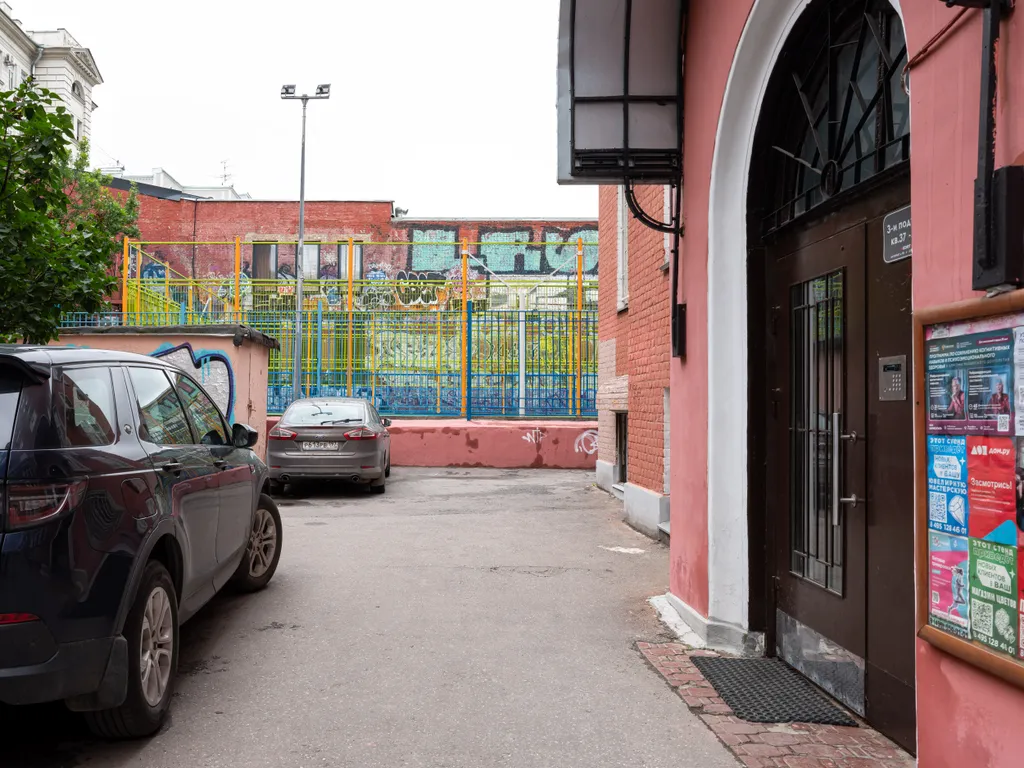 Квартира Квартира Атмосферная четверка на Чистых прудах — Москва